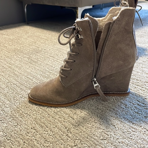 Dolce Vita booties - Picture 5 of 7